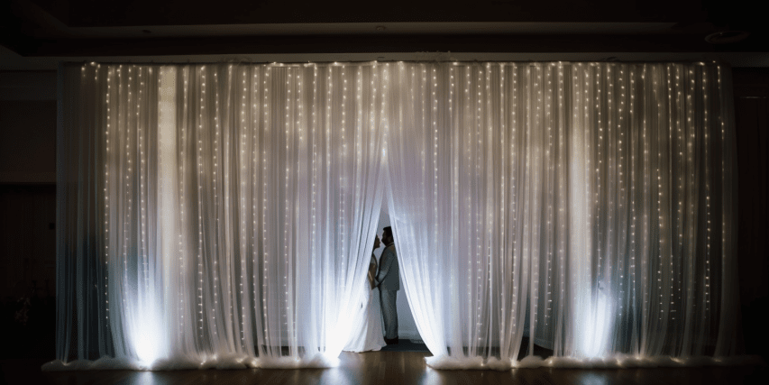 barberrr cortinas iluminadas en una boda detailed real photo 4 caba0479 485e 4f82 8d9e b4588f23265b
